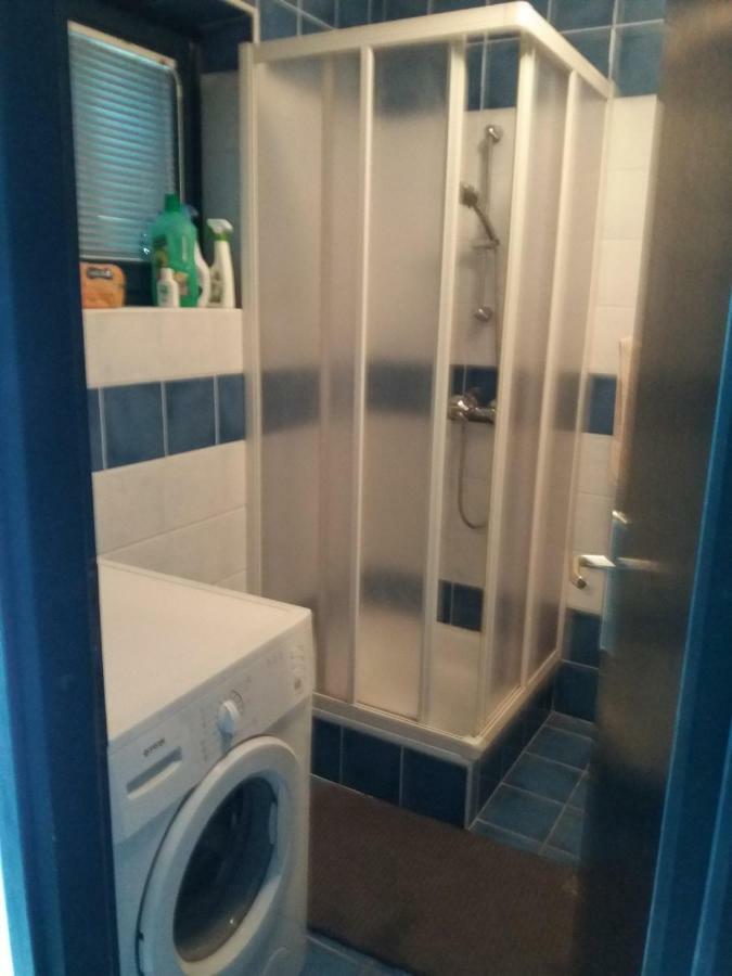 Apartman Koren Malinska Exteriör bild