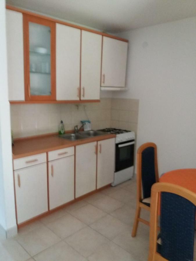 Apartman Koren Malinska Exteriör bild