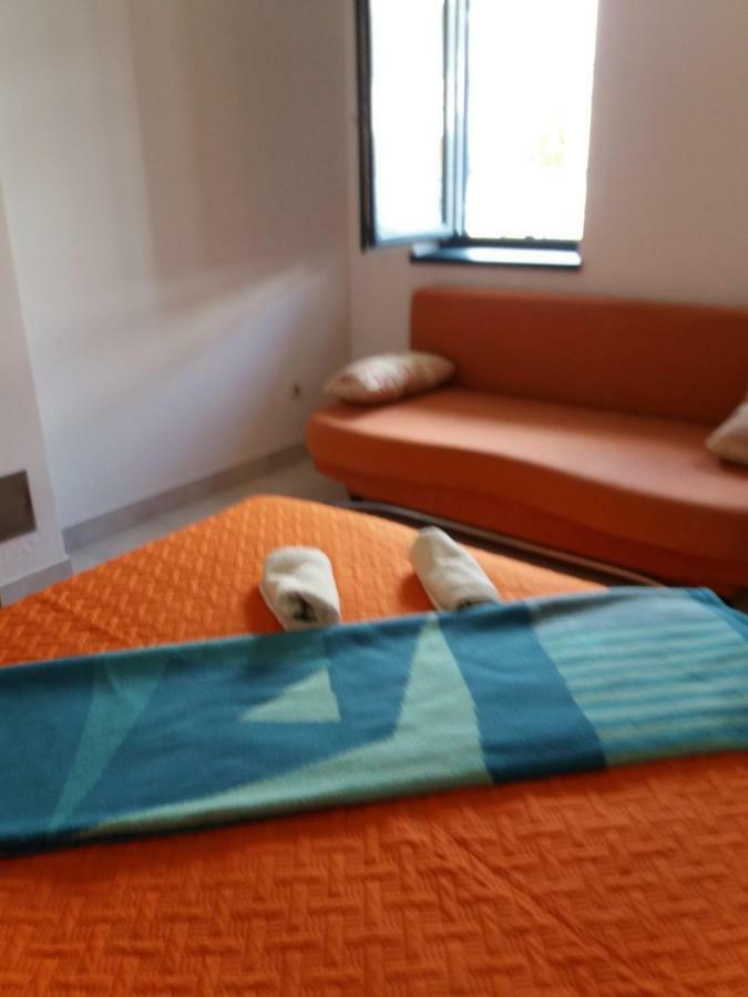 Apartman Koren Malinska Exteriör bild